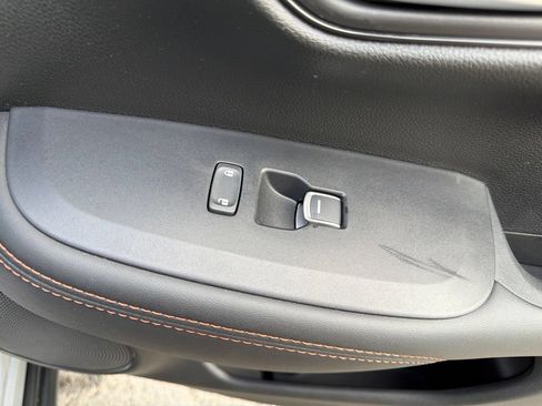 Used 2025 Honda HR-V Sport image 14