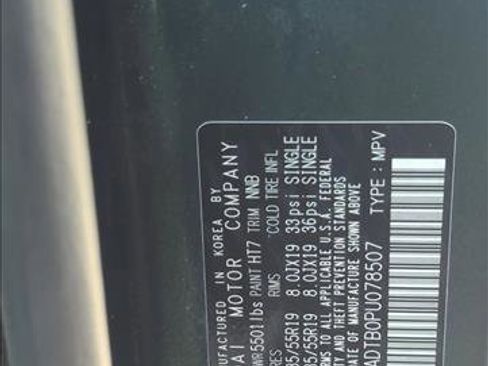 Used 2023 Genesis GV70 2.5T w/ Select Package image 22