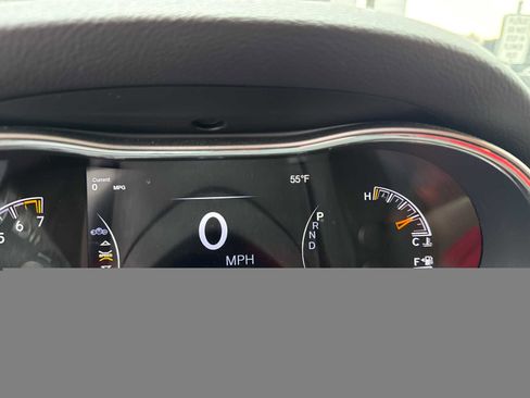 Used 2018 Jeep Grand Cherokee Limited image 7