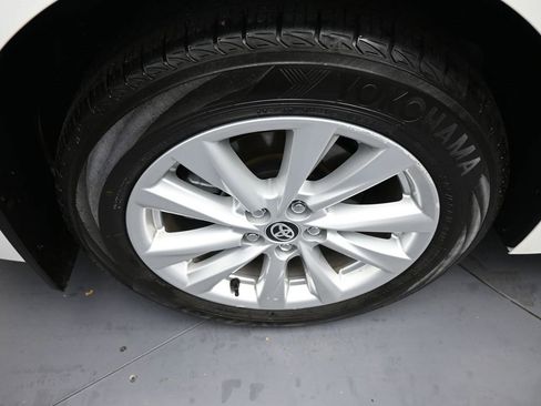 Certified 2025 Toyota Corolla LE image 12