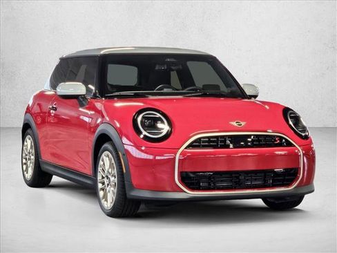Certified 2025 MINI Cooper S image 3
