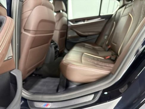 Used 2020 BMW M550i xDrive w/ Executive Package AWD/4WD image 17