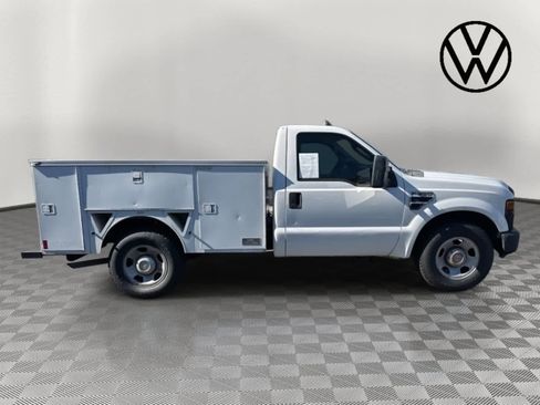 Used 2008 Ford F350 XL image 2