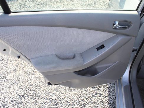 Used 2008 Nissan Altima 2.5 S FWD image 19