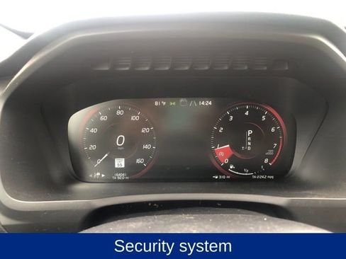 Used 2018 Volvo XC90 T6 Momentum w/ Convenience Package AWD/4WD image 9