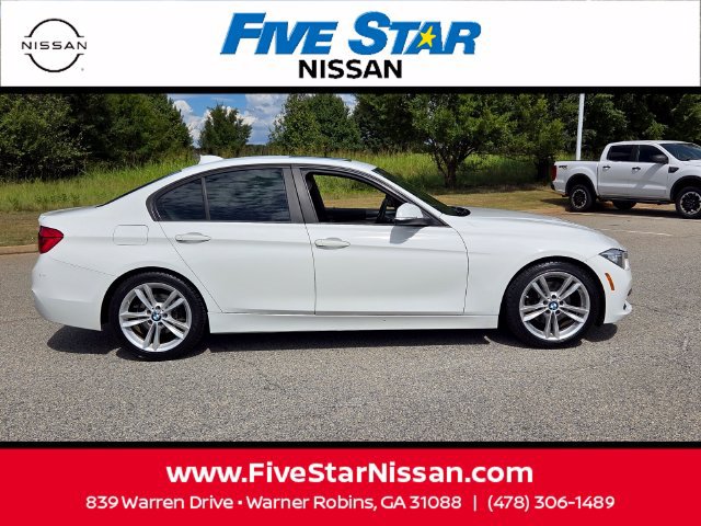 Used 2016 BMW 320i Sedan RWD image 14