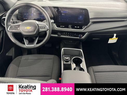 Used 2026 Chevrolet Equinox LT AWD/4WD image 21