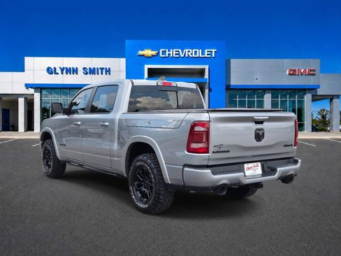 Used 2019 RAM 1500 Laramie w/ Sport Appearance Package AWD/4WD image 10