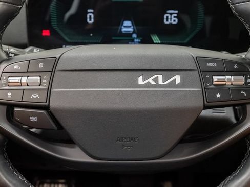 Certified 2026 Kia Sportage LX FWD image 12