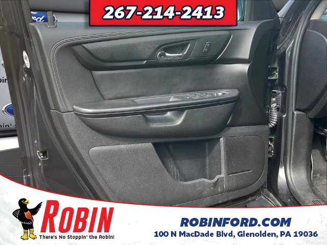 Used 2017 Chevrolet Traverse LT w/ Style and Technology Package FWD image 19