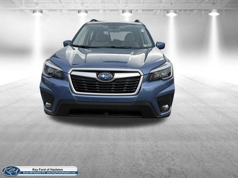 Used 2021 Subaru Forester Premium image 2
