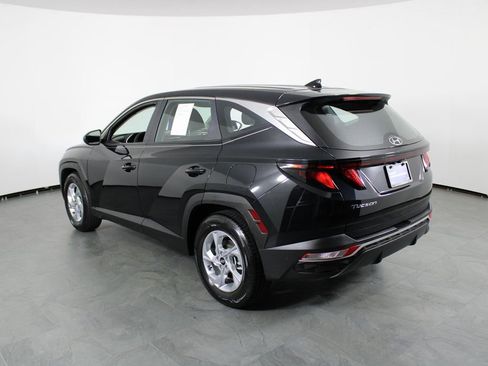 Certified 2024 Hyundai Tucson SE image 3