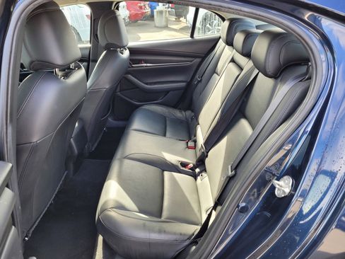 Used 2020 MAZDA MAZDA3 Sedan w/ Select Package image 12
