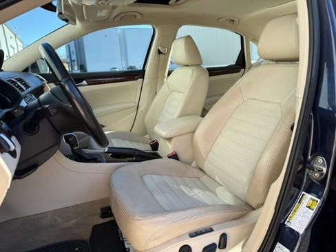 Used 2013 Volkswagen Passat TDI SEL Premium image 13