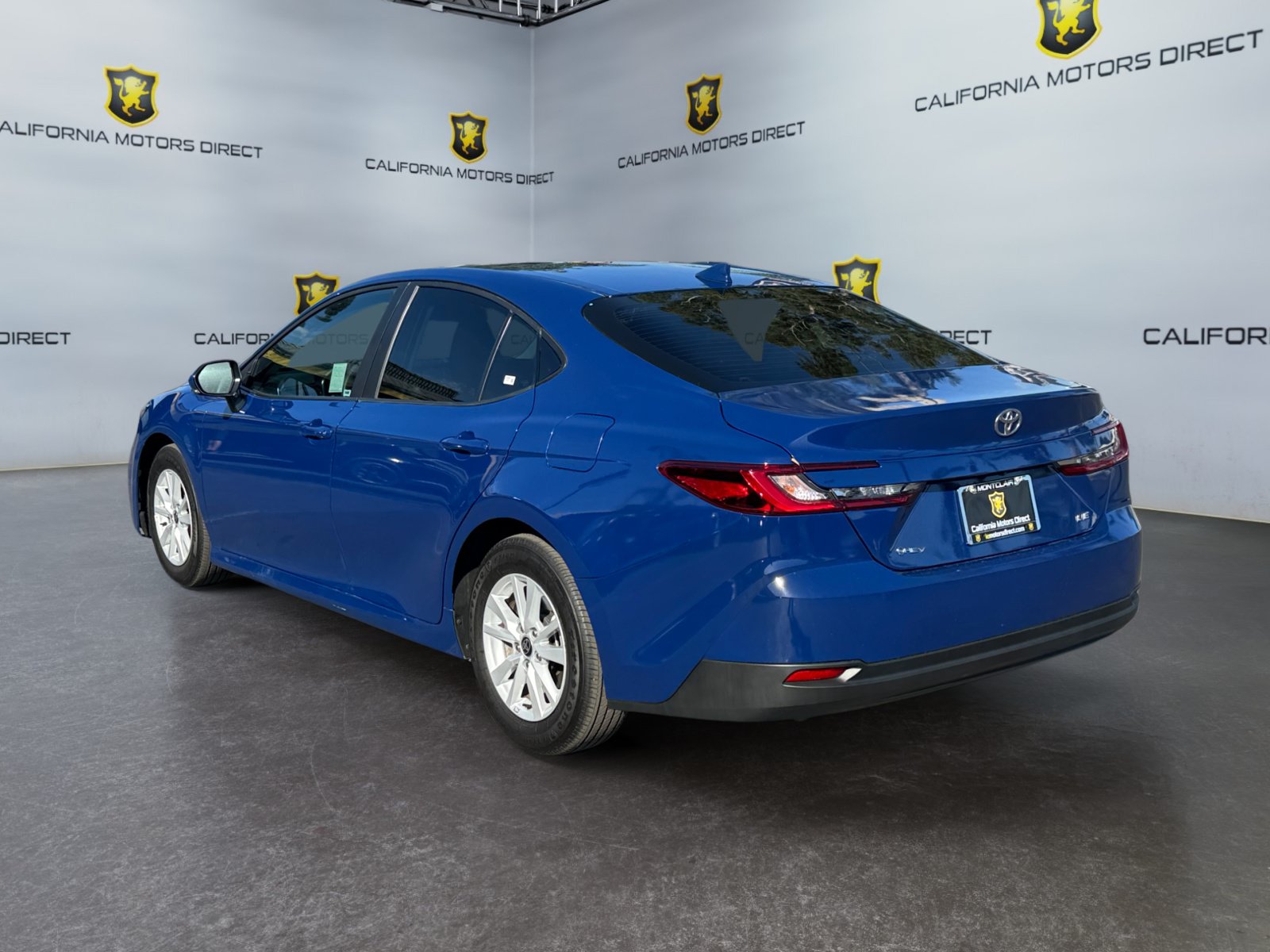 Used 2026 Toyota Camry LE FWD image 3