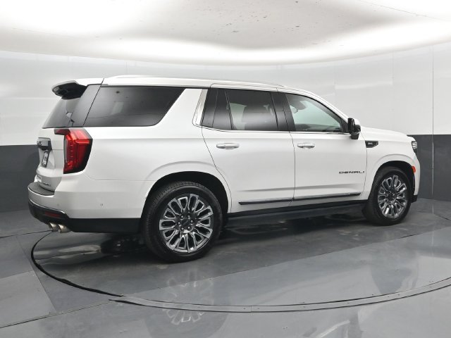 Used 2023 GMC Yukon Denali Ultimate AWD/4WD image 33