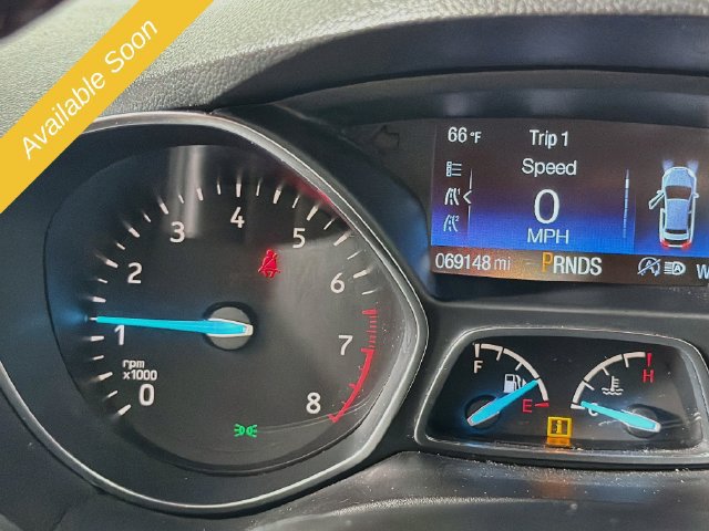 Used 2019 Ford Escape SEL w/ Ford Safe & Smart Package AWD/4WD image 13