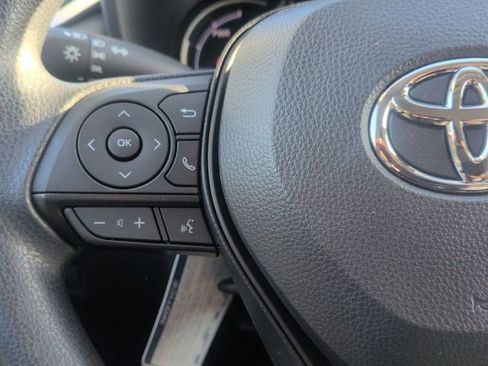 Certified 2025 Toyota RAV4 LE image 17