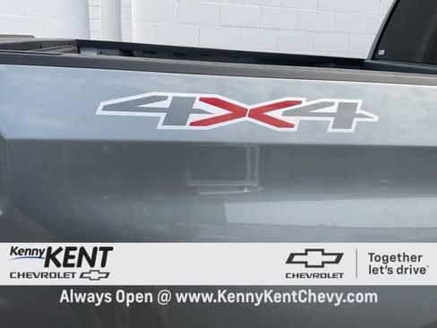 Used 2023 Chevrolet Silverado 1500 LT image 12