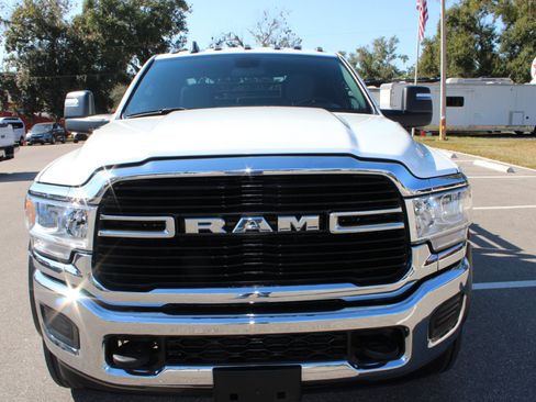 Used 2024 RAM 4500 SLT w/ Quick Order Package 2YG SLT image 2