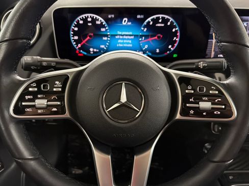 Used 2021 Mercedes-Benz GLA 250 image 24