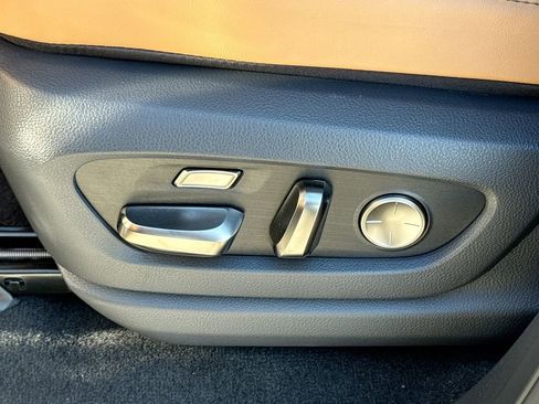 New 2025 Lexus LX 700h Luxury image 20