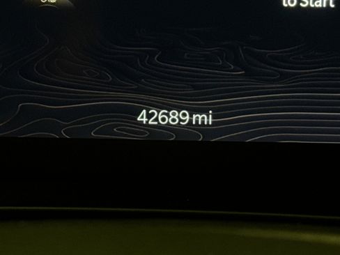 Used 2023 Jeep Grand Cherokee Limited image 9