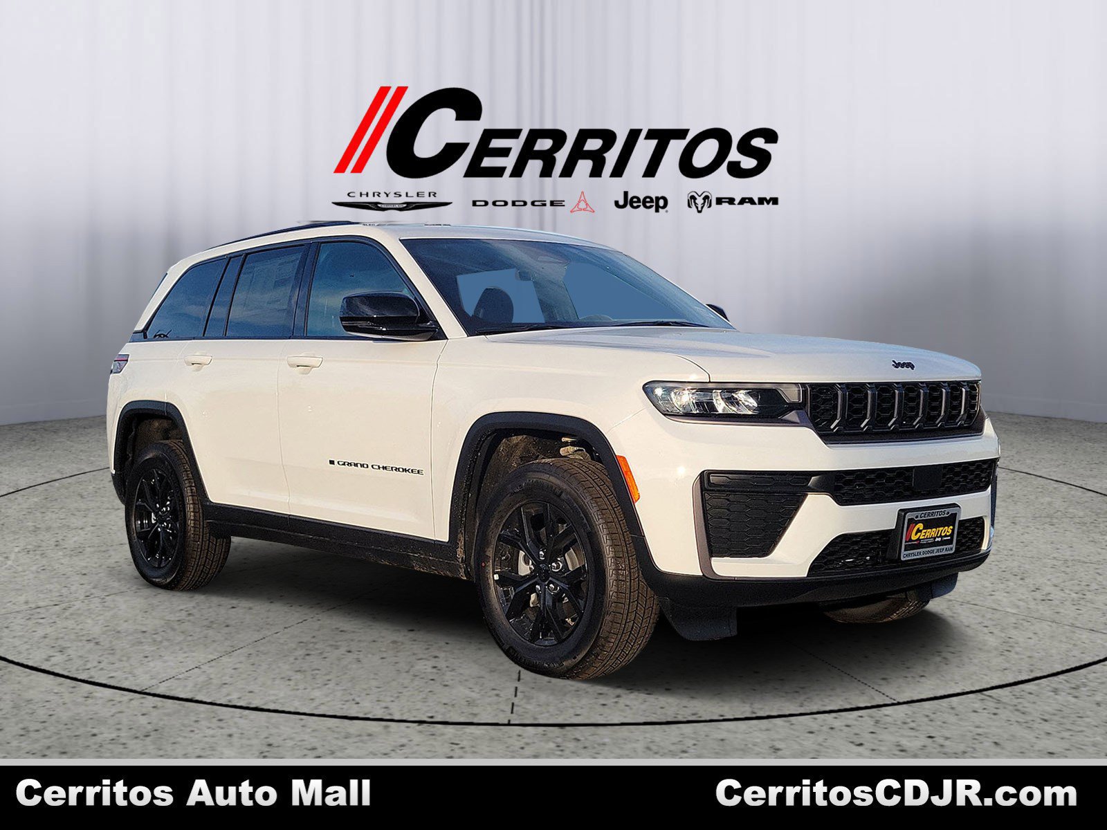 New 2026 Jeep Grand Cherokee Altitude AWD/4WD image 1