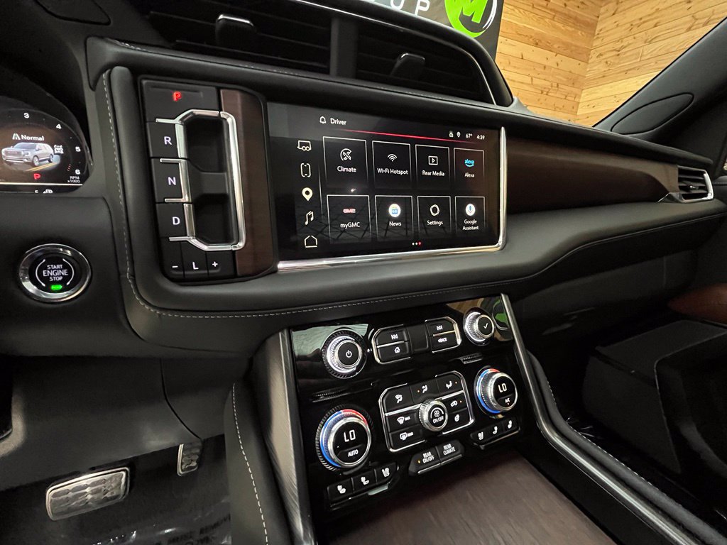 Used 2023 GMC Yukon Denali Ultimate AWD/4WD image 35
