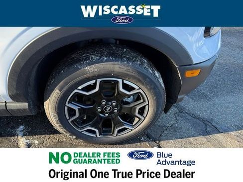Used 2025 Ford Bronco Sport Outer Banks w/ Outer Banks Tech Package+ image 39
