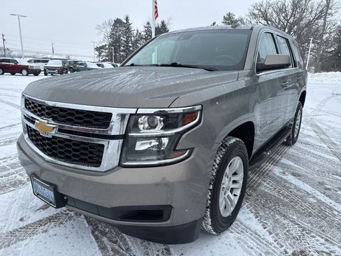 Used 2018 Chevrolet Tahoe LT image 2