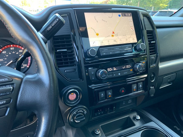 Used 2021 Nissan Titan PRO-4X w/ Pro-4x Convenience Package AWD/4WD image 31