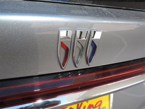 New 2026 Buick Enclave Preferred image 11