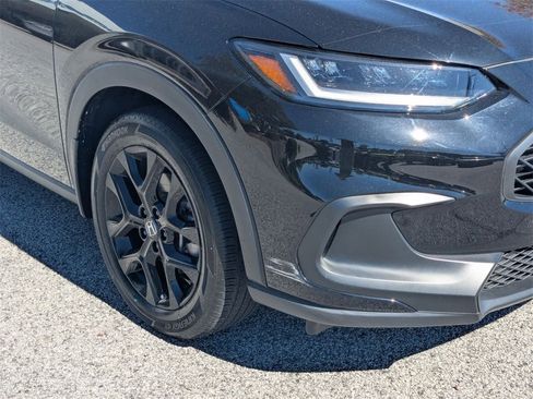 Used 2023 Honda HR-V Sport image 10