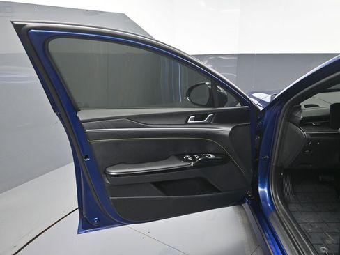 Certified 2025 Kia K5 GT FWD image 10