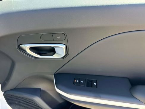 New 2026 Kia K4 GT-Line image 12