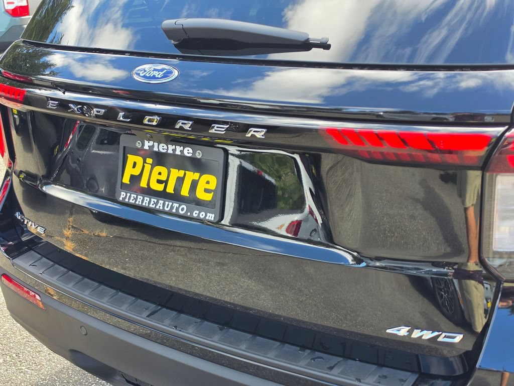 New 2026 Ford Explorer Active AWD/4WD image 14