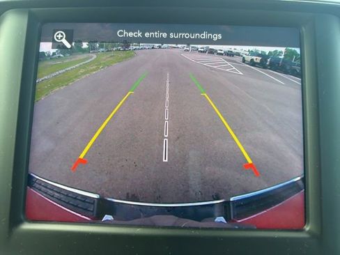 Used 2021 RAM 1500 Laramie w/ Off Road Group AWD/4WD image 34