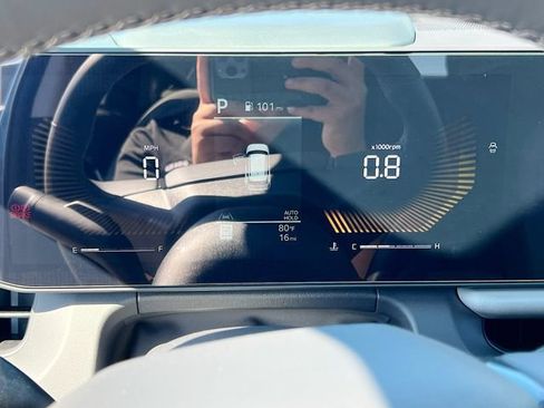 New 2027 Kia Seltos S FWD image 12