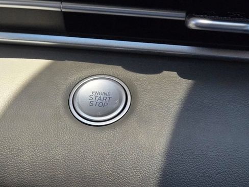 New 2026 Hyundai Elantra Hybrid FWD image 17