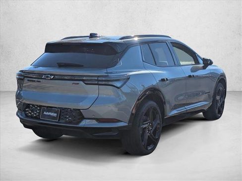 New 2026 Chevrolet Equinox EV RS image 2