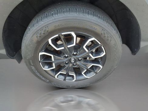 Used 2023 Hyundai Santa Cruz SEL Premium image 7