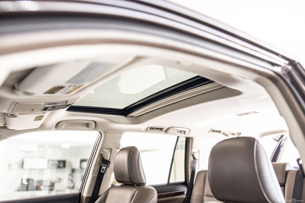 Used 2018 Lexus GX 460 Premium w/ Premium Package AWD/4WD image 18