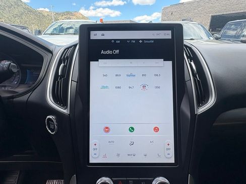 Used 2024 Ford Edge SEL image 19