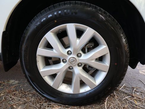 Used 2012 Nissan Murano SV AWD/4WD image 44