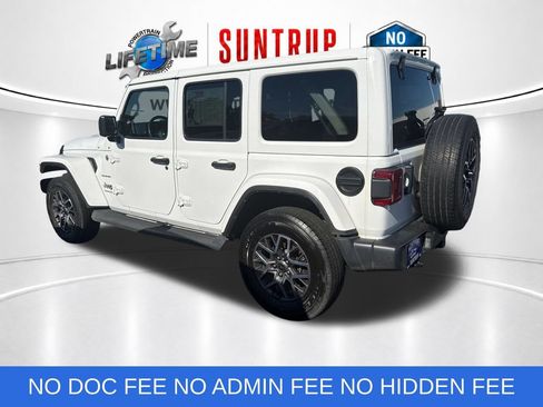 Used 2024 Jeep Wrangler Unlimited Sahara AWD/4WD image 23