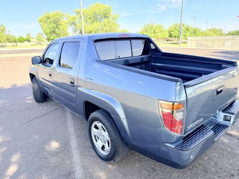 Used 2006 Honda Ridgeline RT image 9