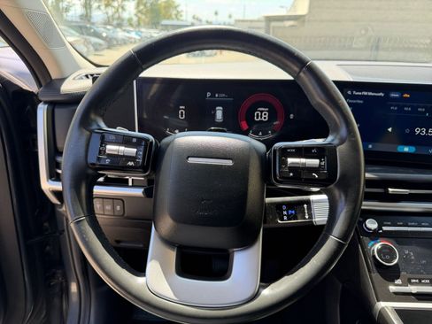 Used 2025 Hyundai Santa Fe SEL image 30