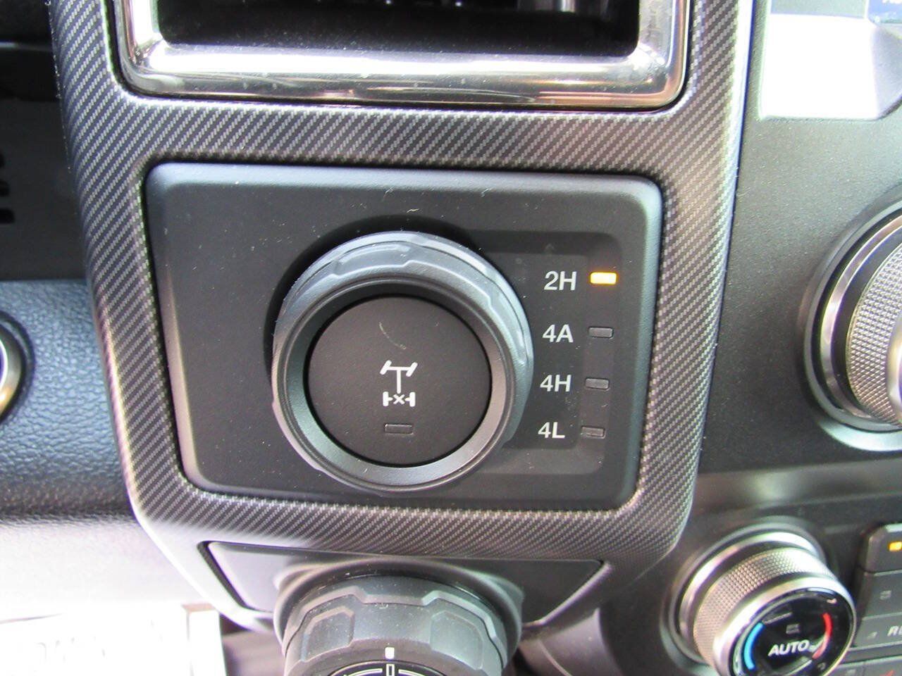 Used 2019 Ford F150 Raptor w/ Equipment Group 802A Luxury AWD/4WD image 28
