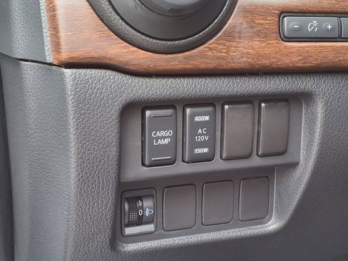 Used 2023 Nissan Titan Platinum Reserve w/ Moonroof Package image 23